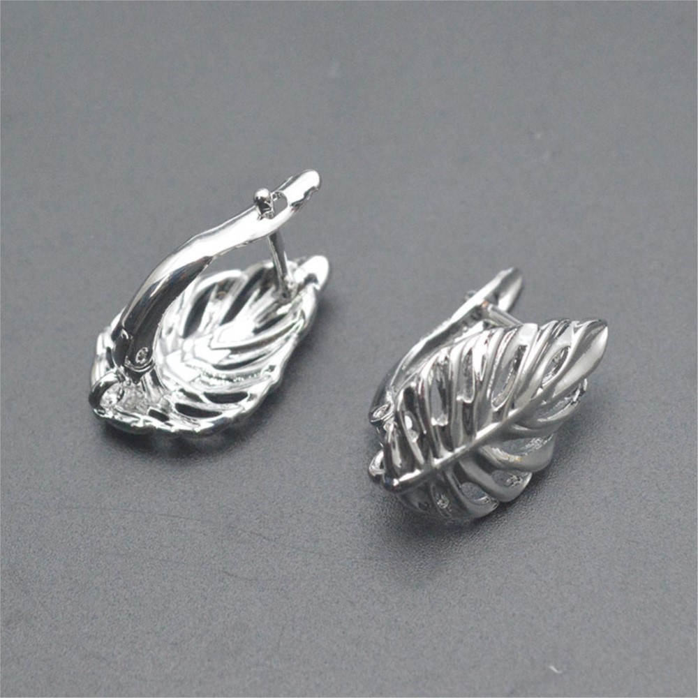 1/2개 18K 금도금 황동 잎 모양 속이 빈 패션 귀 - Jewelry Making Hobby 리뷰 및 가격